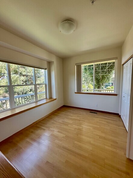 Building Photo - 7706 W 21st Ave