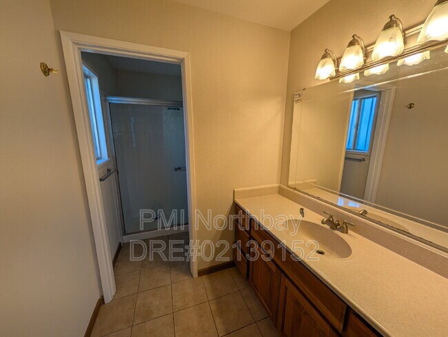 Building Photo - 2909 Calaveras Dr