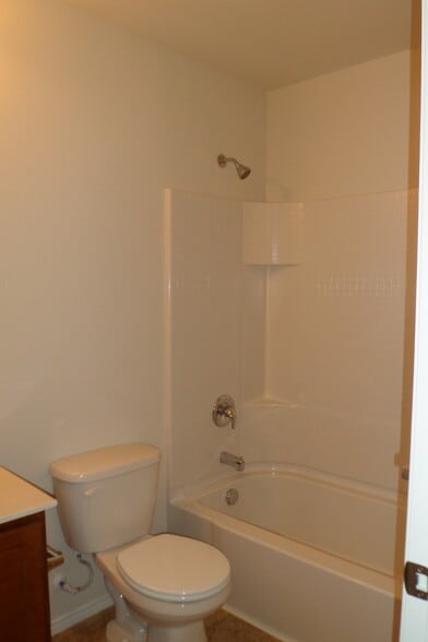 Building Photo - 1508 Abby Creek Dr