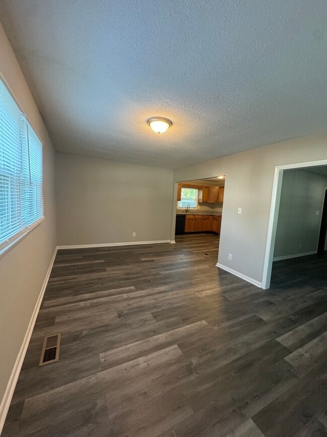 Building Photo - Move In Ready! Updated 3 Bedroom Brick House off Guess Road Near Carver St, Durham NC
