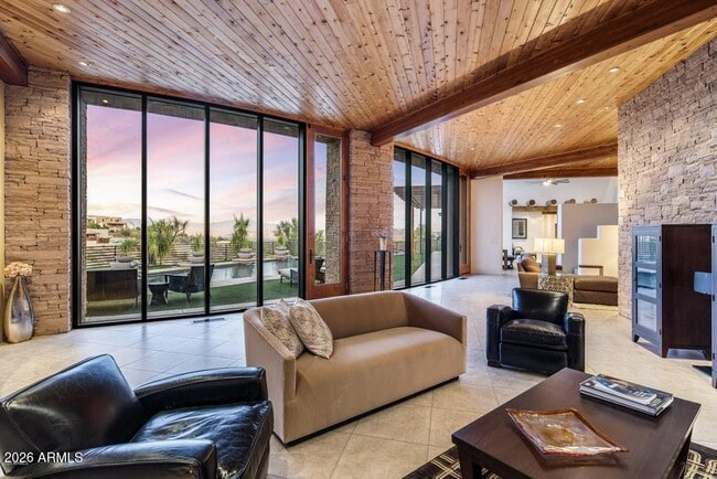 Building Photo - 15810 Centipede Dr