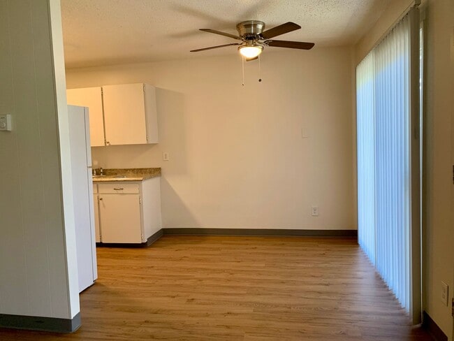 Floorplan - S815 - Star Apartments