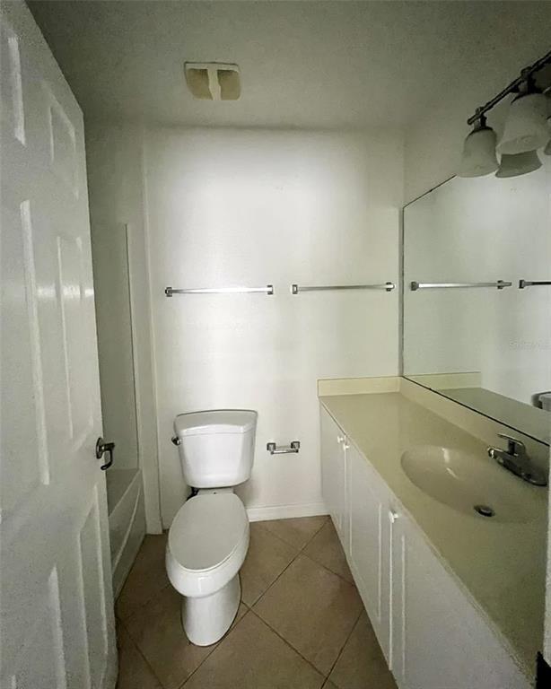 Building Photo - 2884 Club Cortile Cir