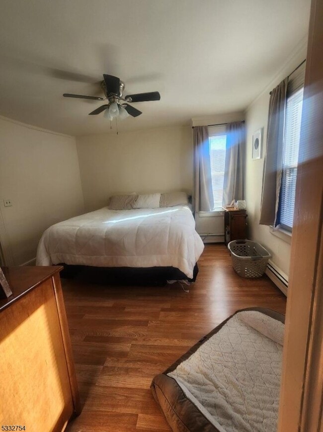 Building Photo - 17 Fairview Pl