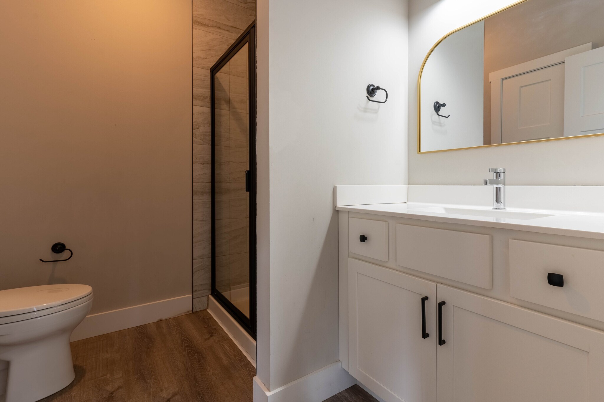 Bath A - 10-200 Laurel Loop