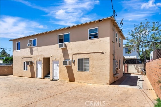 Building Photo - 6825 Simpson Ave