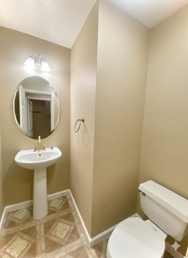 Building Photo - Spacious 3 Bedroom Home with Loft, Private Backyard, and Prime Commuter Location Near BART