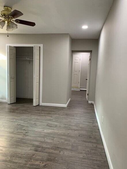 Living room, closet, bed room - 4409 Main St