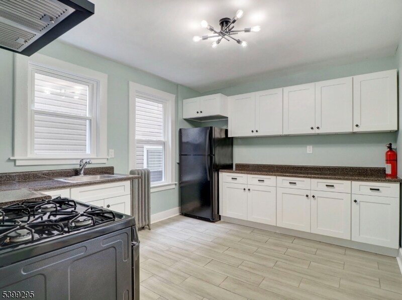 Building Photo - 258 Amherst St