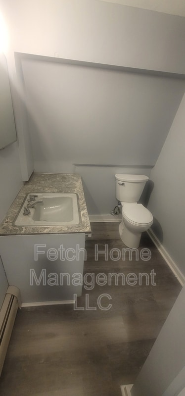 Building Photo - 3 N Main St