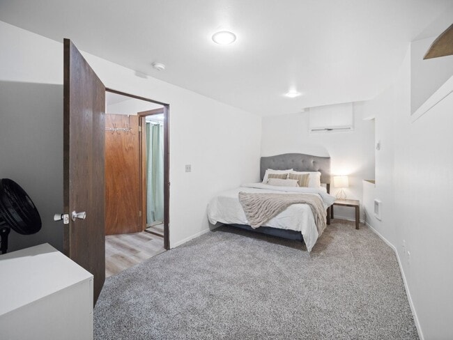 Building Photo - Cozy 2-Bed/1-Bath in Historic Browne’s Addition (Furnished)