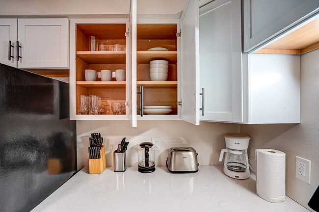 Building Photo - 1217 E Wilson St