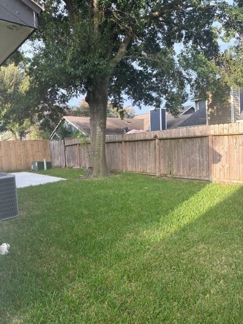 Building Photo - 3230 Meadway Dr