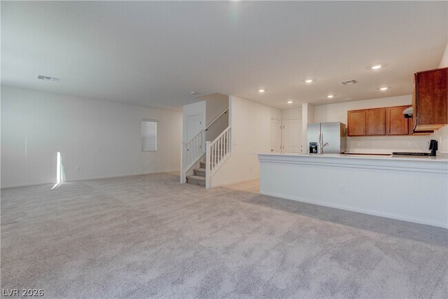 Building Photo - 9256 Innot Ave