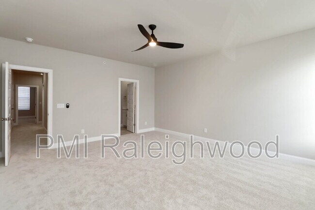 Building Photo - 1245 S Blount St