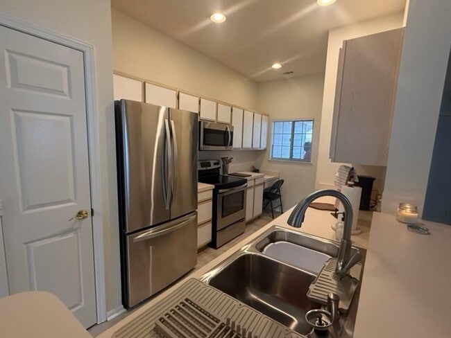 Building Photo - 60 Padgett Dr