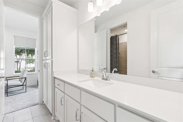 Building Photo - 8120 Bromley Dr