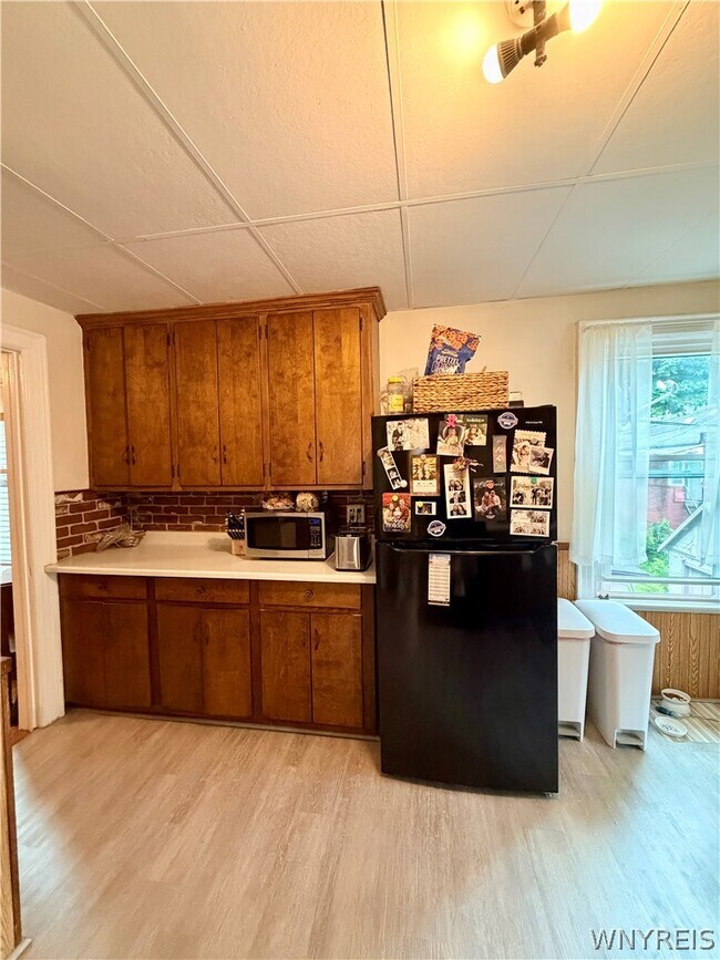 Building Photo - 579 W Delavan Ave