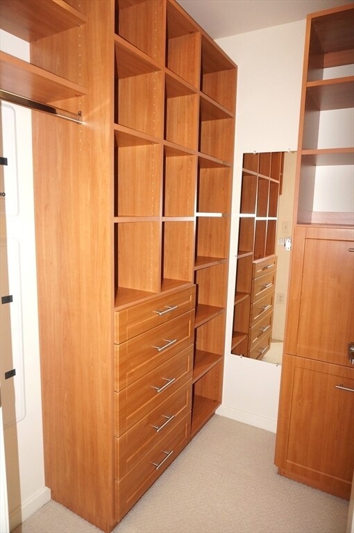 Building Photo - 10-40 Nouvelle Way