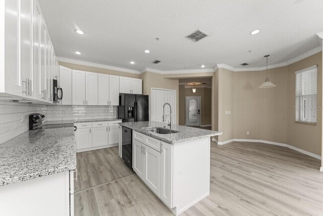 Building Photo - 868 Stonechase Ln