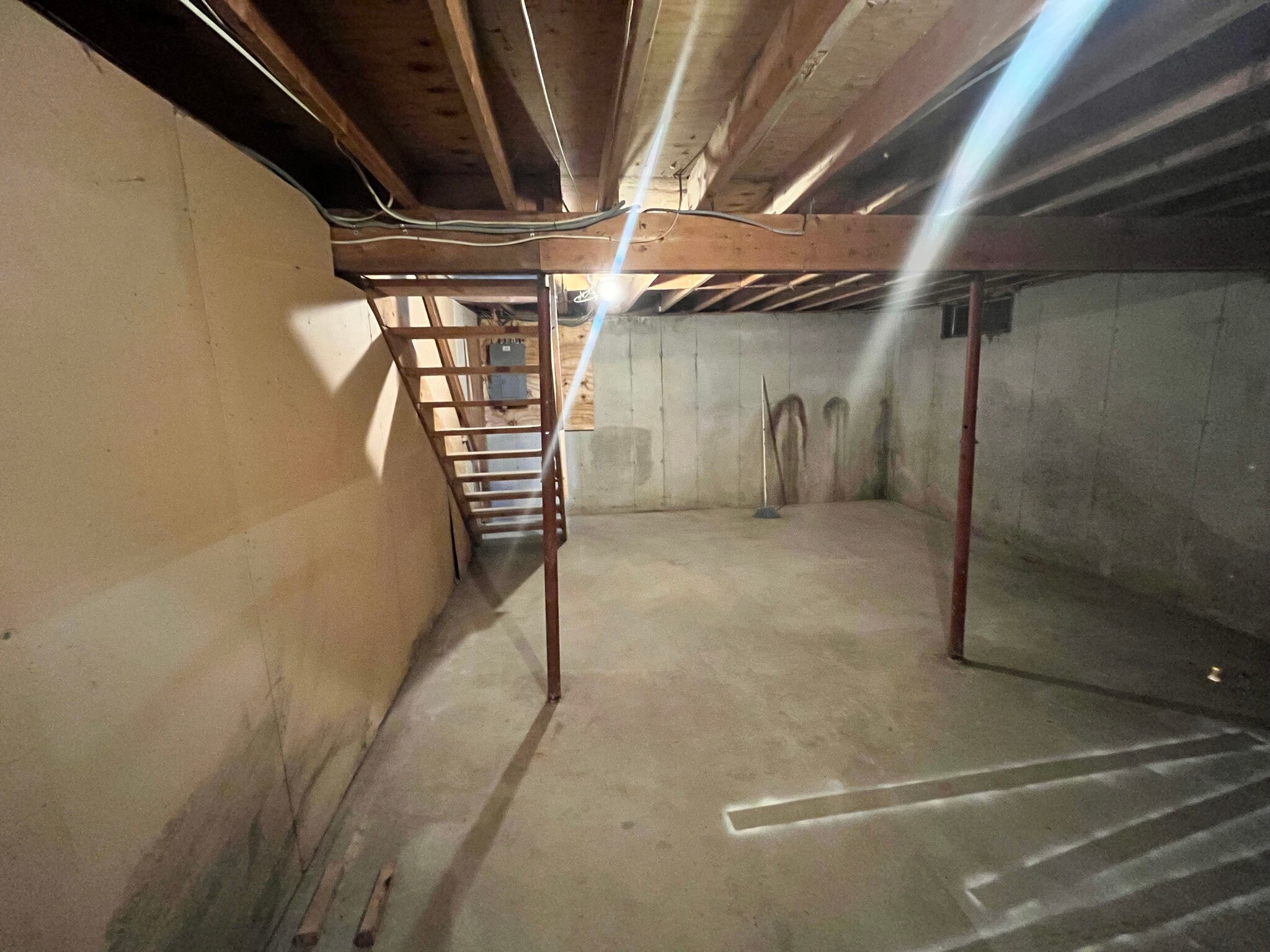 Building Photo - 11 Limerick Dr E