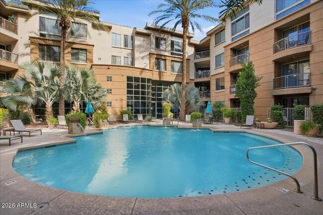 Building Photo - 1701 E Colter St