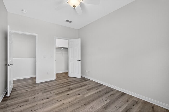 Building Photo - 1357 Sky Ridge Ct