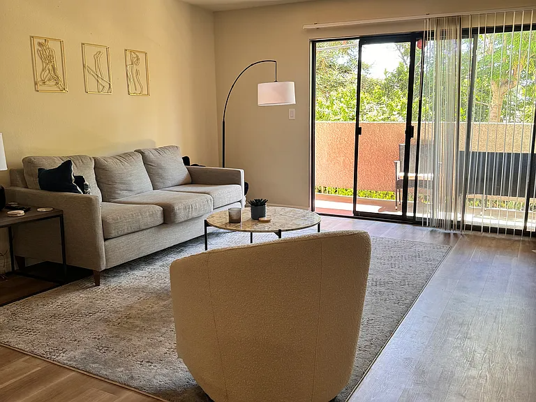 Building Photo - 2425 Purdue Ave