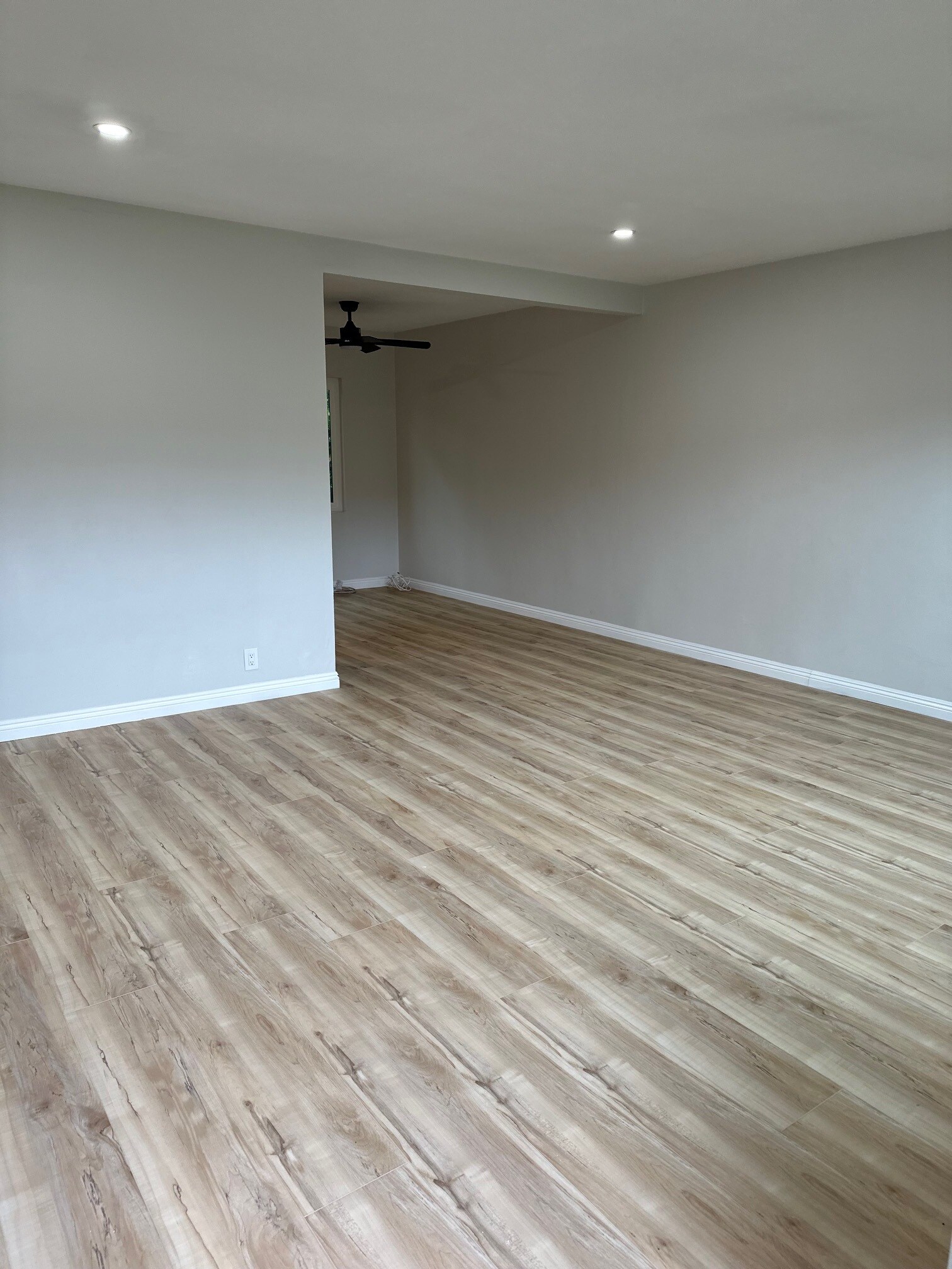 Building Photo - 4531 Hazeltine Ave