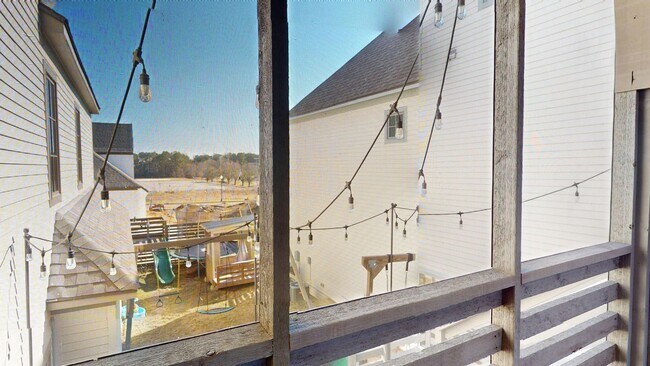 Building Photo - 7075 Fain Park Dr