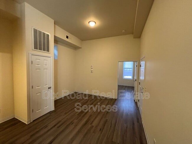 Building Photo - 4200 Colerain Ave