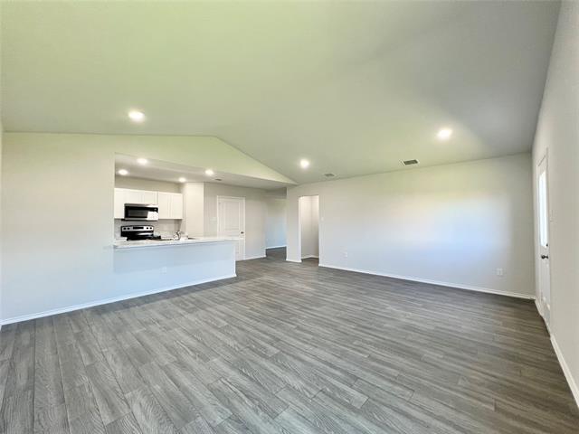 Building Photo - 833 Bluffview Dr