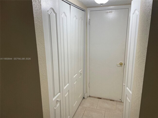 Building Photo - 4235 N University Dr