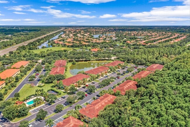 Building Photo - 9420 Ivy Brook Run