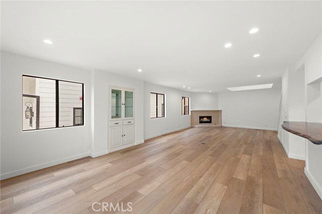 Building Photo - 405 Heliotrope Ave