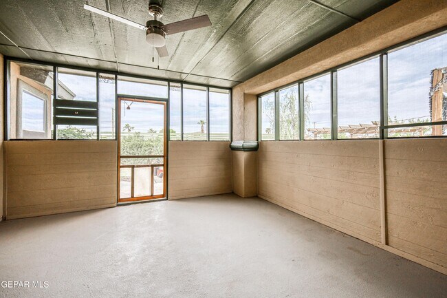 Building Photo - 6289 Cosecha Luna Cir