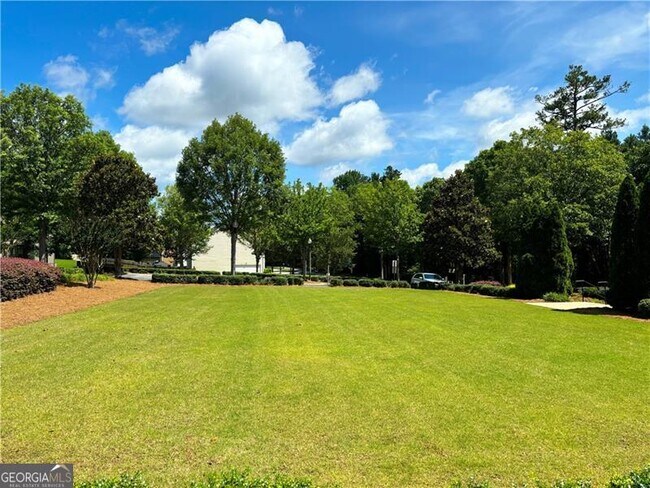 Building Photo - 7888 The Lakes Point