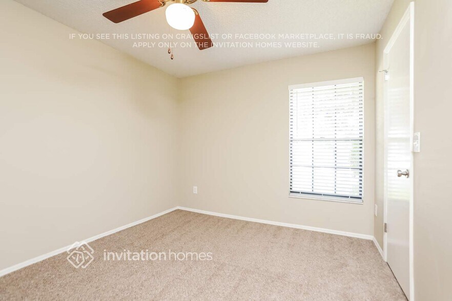 Building Photo - 524 Silvergate Loop