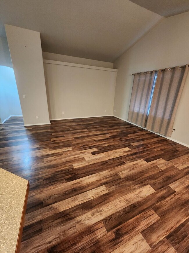 Building Photo - SINGLE FAMILY HOME IN HORSEHAVEN PLACE