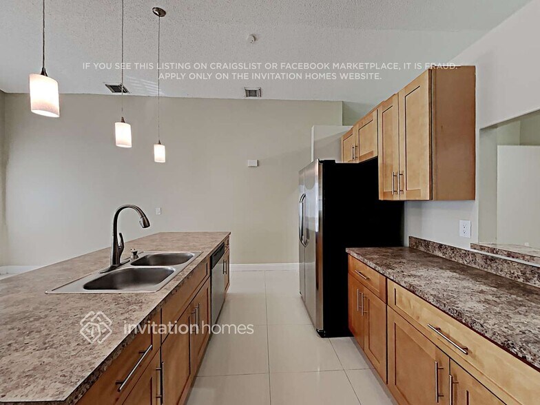 Building Photo - 1001 NW 125th Terrace