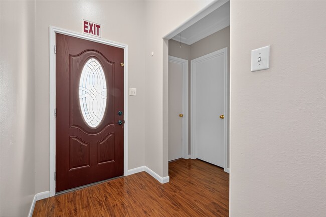 Building Photo - 21539 Olympic Forest Dr