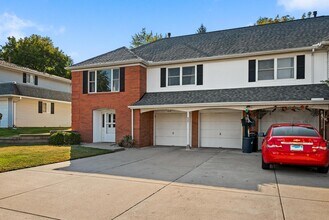 Building Photo - 6007-6009 N Imperial Drive