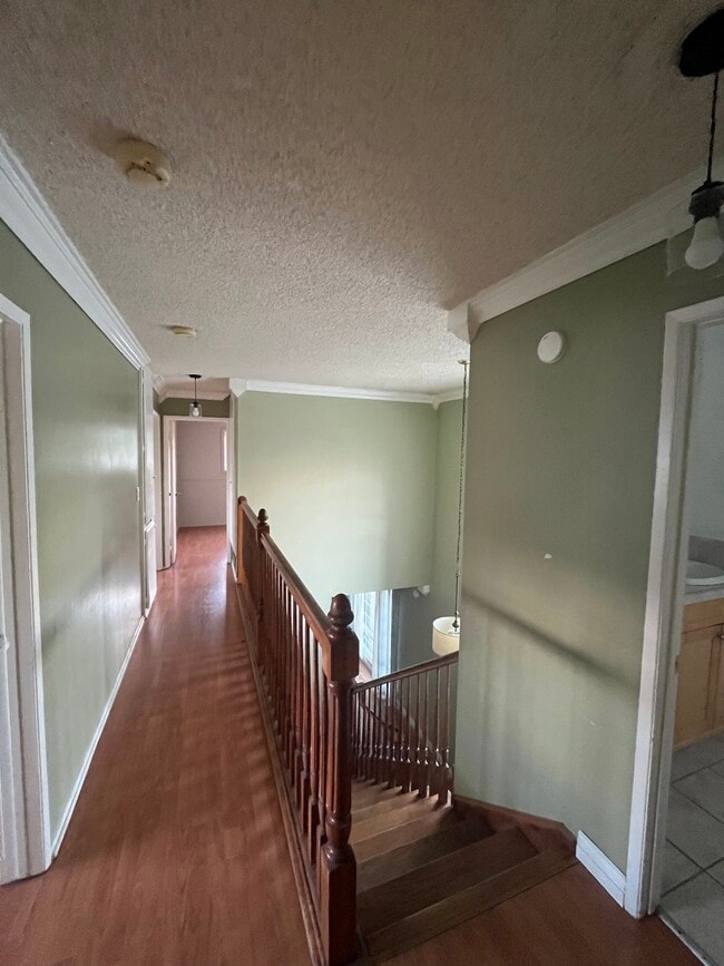 Building Photo - 22240 Wyandotte St