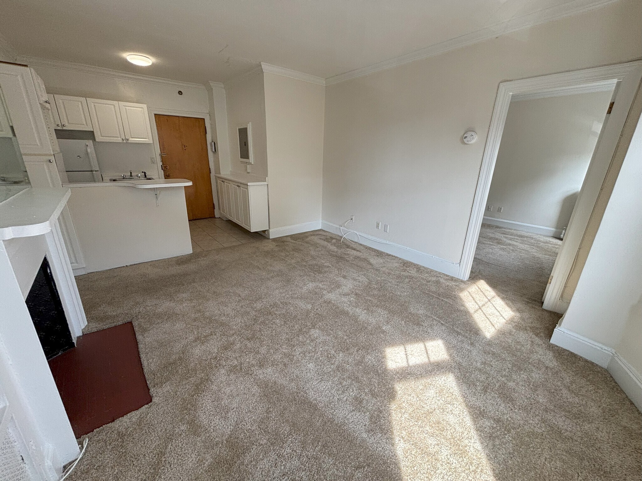 Building Photo - 1243 Beacon St