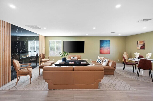 Building Photo - 2380 N Leonard Rd