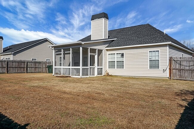 Building Photo - Beautiful Home in Goose Creek 3 Bedroom/2 ...