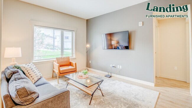 Building Photo - 159 E Midvillage Blvd