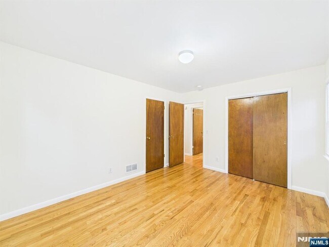 Building Photo - 114 Ackerman Ave