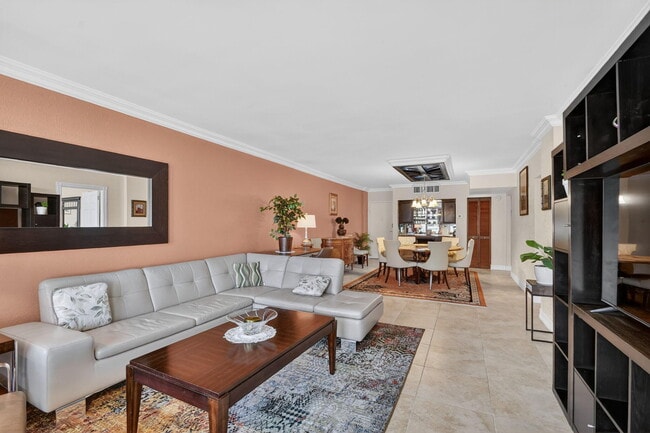 Building Photo - 3450 S Ocean Blvd