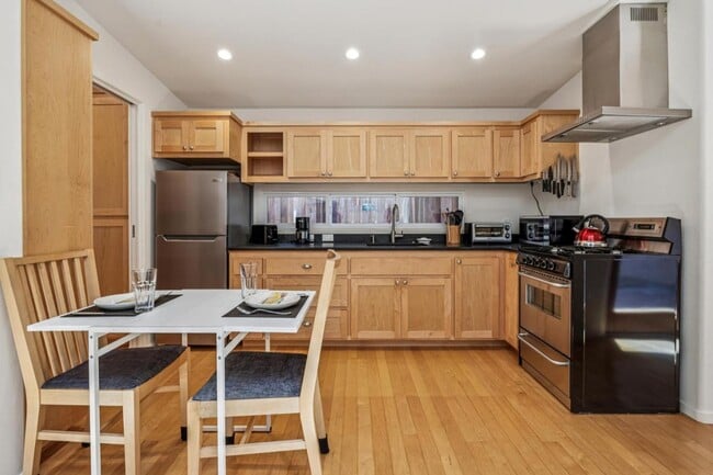 Building Photo - 4135 Maybell Way